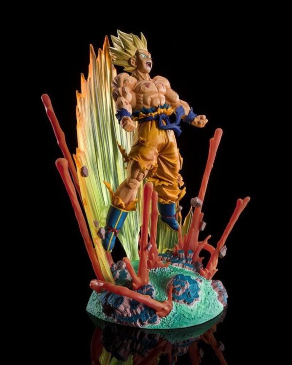 Dragon Ball Z Super Saiyan Son Goku Szobor