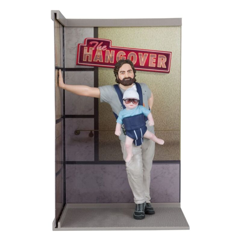 Alan Garner (Másnaposok) Movie Maniacs Szobor