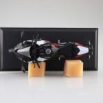 Kawasaki Ninja ZX-25R Metallic Spark Black/Peal Flat Stardust White Die Cast Motor modell