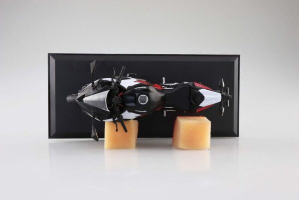 Kawasaki Ninja ZX-25R Metallic Spark Black/Peal Flat Stardust White Die Cast Motor modell