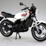 Yamaha RZ250 New Pearl White Die Cast Motor modell