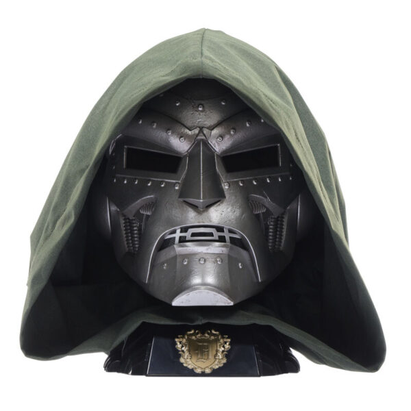 MARVEL Legends Doctor Doom Sisak