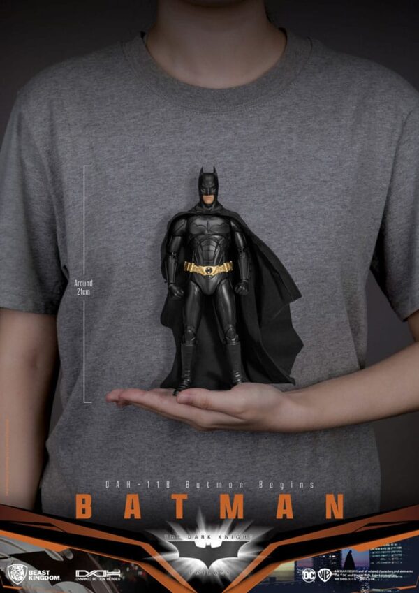 DC Comics Dynamic 8ction Heroes Akció Figura 1/9 Batman (Batman Begins) 21 cm