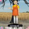 Squid Game Akció Figura with Sound Young Hee Doll 30 cm