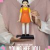 Squid Game Akció Figura with Sound Young Hee Doll 30 cm