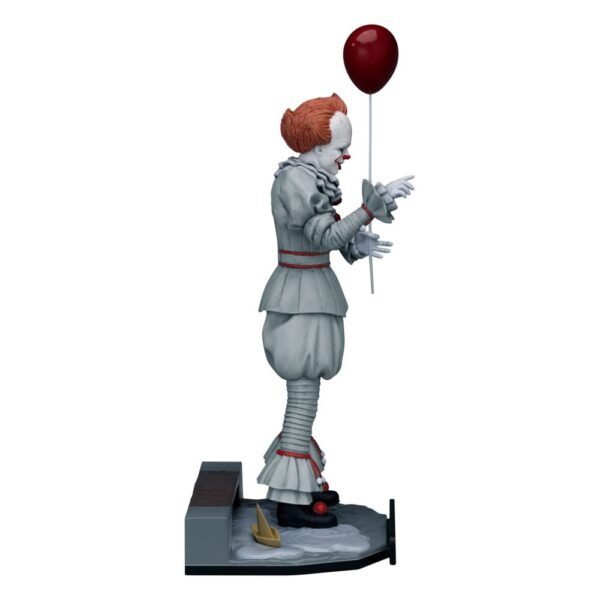 It Chapter Two D-Stage PVC Szobor Pennywise 15 cm
