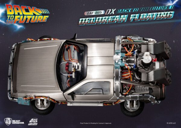 Back to the Future Egg Attack Floating Szobor Back to the Future II DeLorean Deluxe Version heo EU Exclusive 20 cm