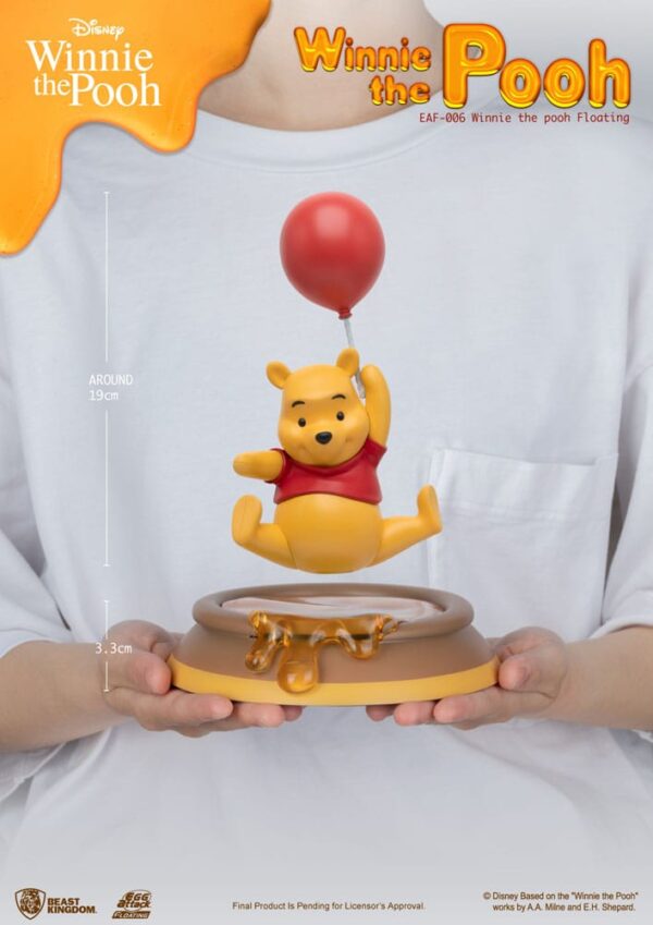 Disney Egg Attack Floating Figura Winnie the Pooh 19 cm