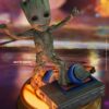 Guardians of the Galaxy 2 Life-Size Szobor Dancing Groot heo EU Exclusive 32 cm