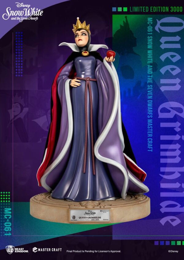 Disney Snow White and the Seven Dwarfs Master Craft Szobor Queen Grimhilde 41 cm