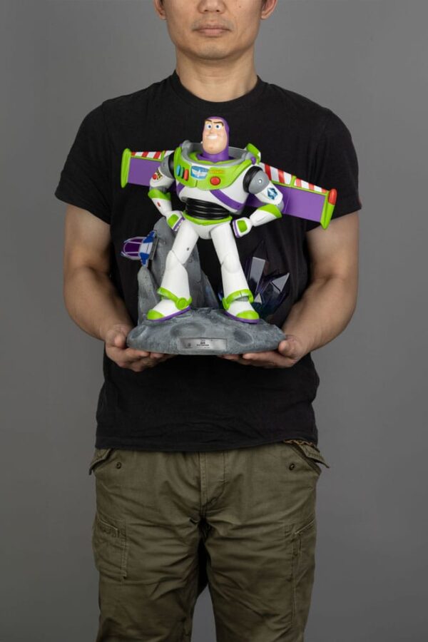 Toy Story Master Craft Szobor Ranger Buzz Lightyear 34 cm