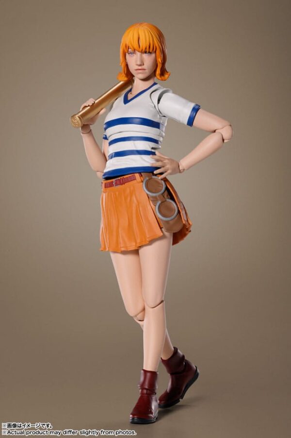 One Piece Live Akció S.H. Figuarts Akció Figura Nami 15 cm