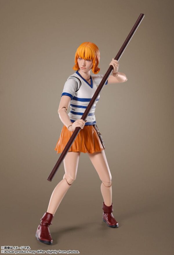 One Piece Live Akció S.H. Figuarts Akció Figura Nami 15 cm