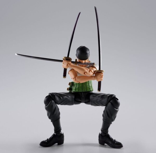 One Piece S.H.Figuarts Akció Figura Roronoa Zoro Romance Dawn Ver. 15 cm