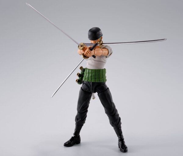 One Piece S.H.Figuarts Akció Figura Roronoa Zoro Romance Dawn Ver. 15 cm
