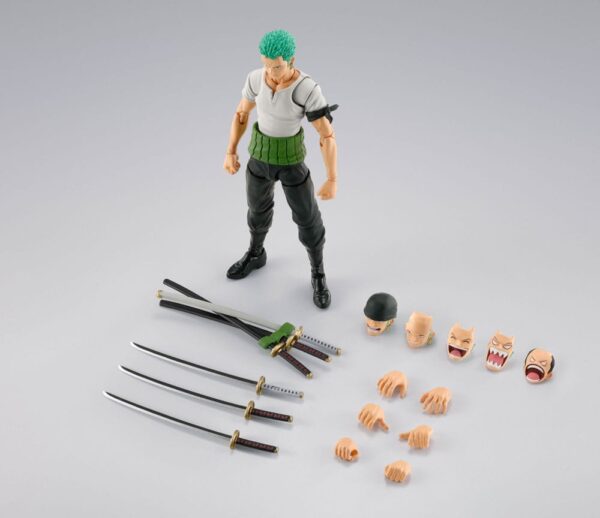 One Piece S.H.Figuarts Akció Figura Roronoa Zoro Romance Dawn Ver. 15 cm