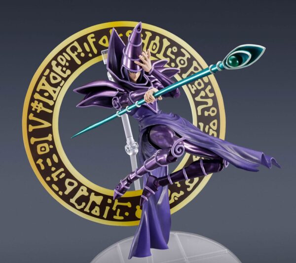 Yu-Gi-Oh! S.H. MonsterArts Akció Figura Dark Magician 19 cm
