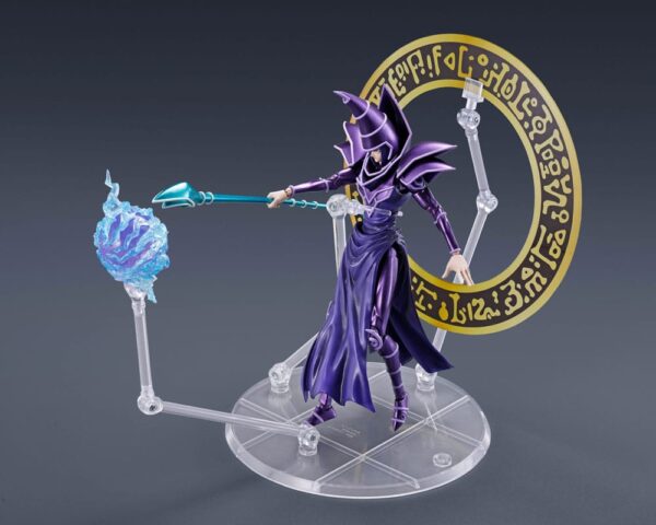 Yu-Gi-Oh! S.H. MonsterArts Akció Figura Dark Magician 19 cm