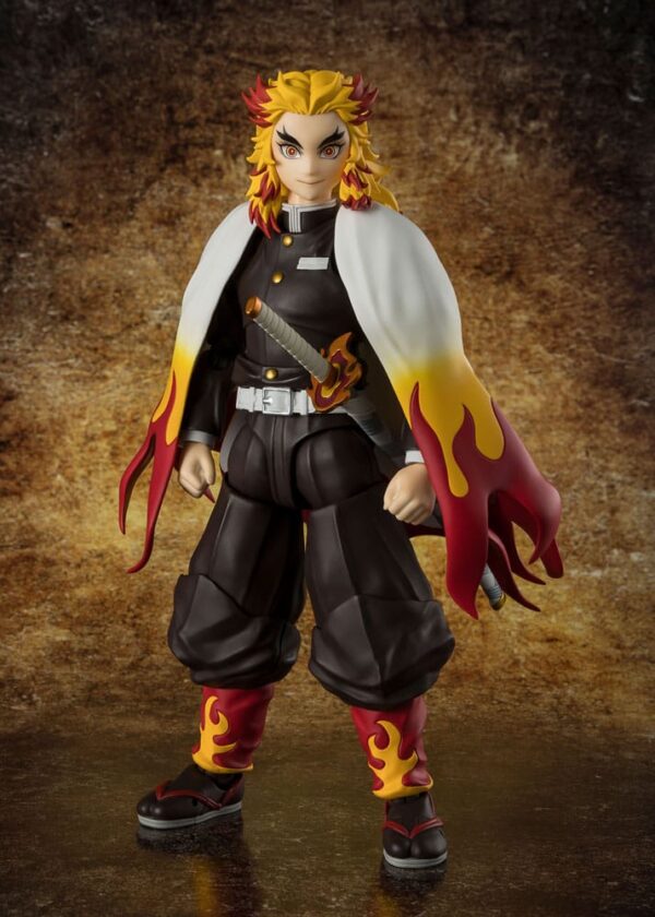 Demon Slayer: Kimetsu no Yaiba S.H.Figuarts Akció Figura Kyojuro Rengoku 15 cm