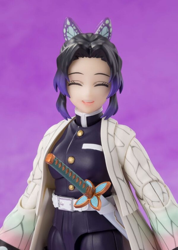 Demon Slayer: Kimetsu no Yaiba S.H.Figuarts Akció Figura Shinobu Kocho 13 cm