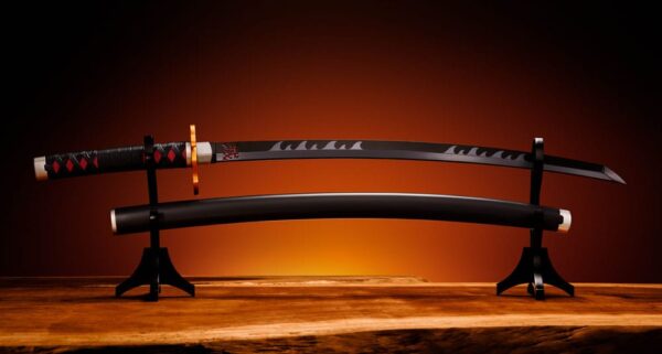 Demon Slayer: Kimetsu no Yaiba Proplica Replika 1/1 Nichirin Sword (Tanjiro Kamado) Kyojuro Rengoku´s Sword Gueard Ver. 88 cm