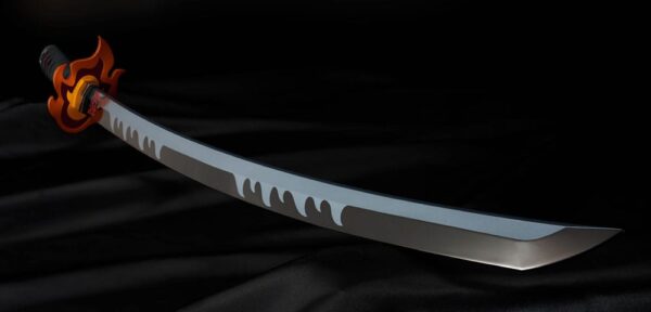 Demon Slayer: Kimetsu no Yaiba Proplica Replika 1/1 Nichirin Sword (Tanjiro Kamado) Kyojuro Rengoku´s Sword Gueard Ver. 88 cm