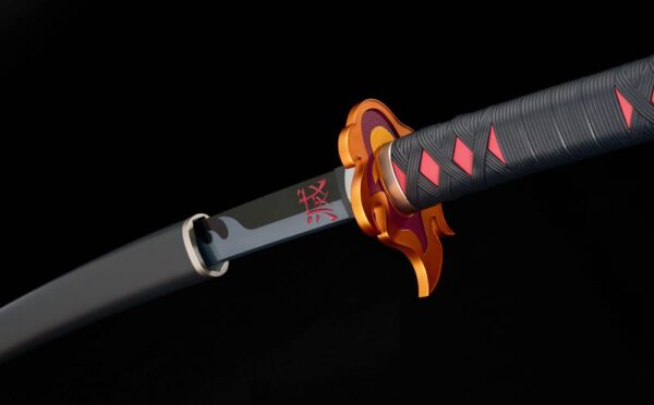 Demon Slayer: Kimetsu no Yaiba Proplica Replika 1/1 Nichirin Sword (Tanjiro Kamado) Kyojuro Rengoku´s Sword Gueard Ver. 88 cm