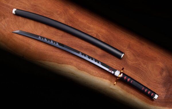 Demon Slayer: Kimetsu no Yaiba Proplica Replika 1/1 Nichirin Sword (Tanjiro Kamado) Kyojuro Rengoku´s Sword Gueard Ver. 88 cm