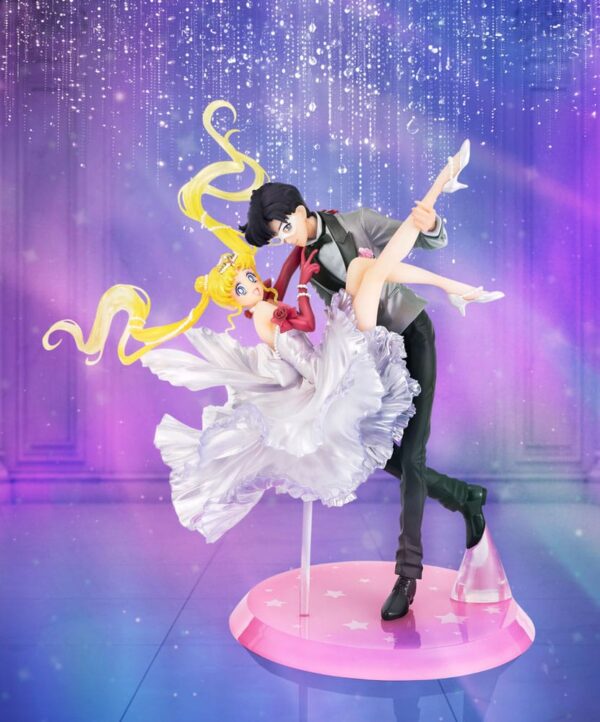 Sailor Moon FiguartsZERO Chouette PVC Szobor Usagi & Tuxedo Mask Moonlight Glow Edition 24 cm