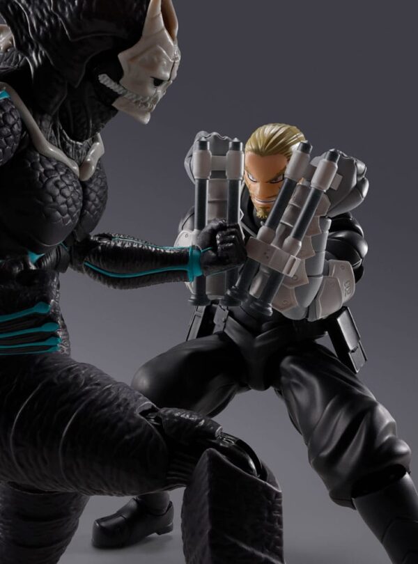 Kaiju No. 8 S.H.Figuarts Akció Figura Isao Shinomiya 17 cm