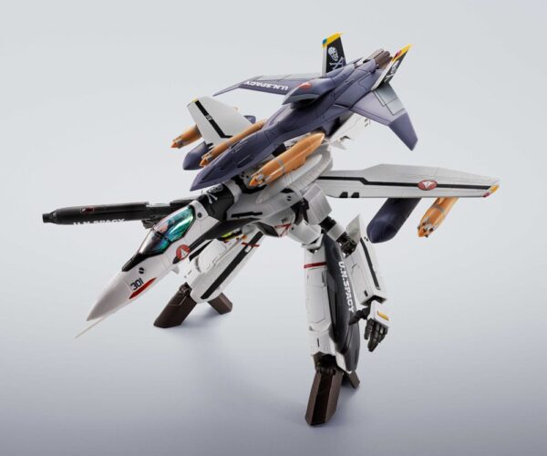 Macross 7 Hi-Metal R Akció Figura VF-0S Phoenix (Roy Focker Use) & QF-2200D-B Ghost Set 14 cm