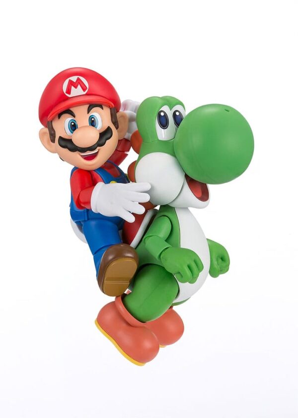 Super Mario S.H. Figuarts Akció Figura Yoshi 11 cm