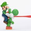 Super Mario S.H. Figuarts Akció Figura Yoshi 11 cm