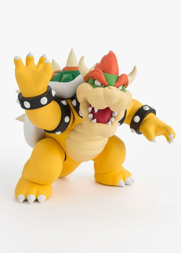 Super Mario S.H. Figuarts Akció Figura Bowser 13 cm