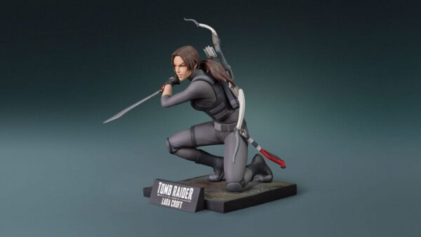 Tomb Raider PVC Szobor The Legend of Lara Croft 19 cm