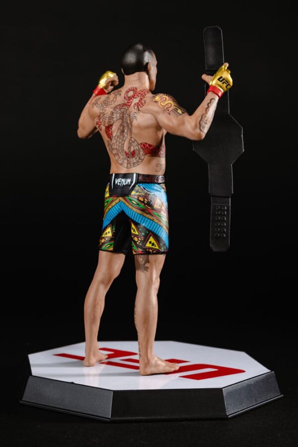 UFC Posed PVC Szobor Alex Pereira 18 cm