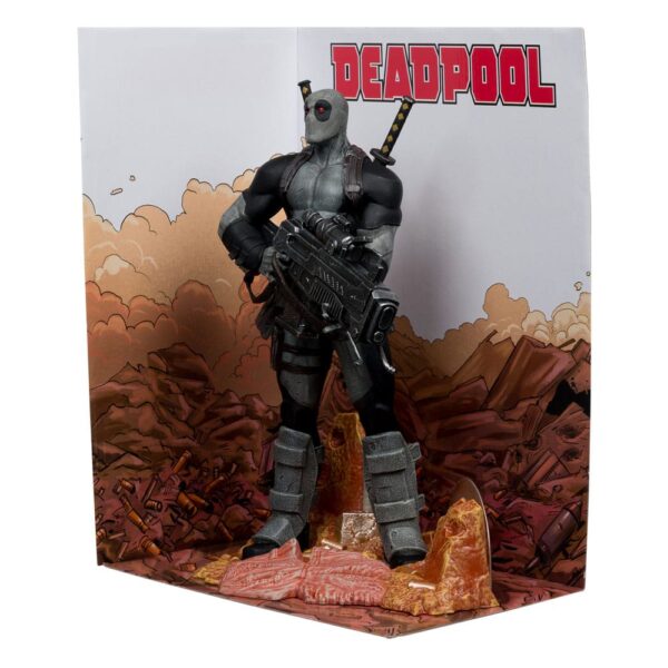 Marvel Collection PVC Szobor 1/6 Deadpool (Deadpool #1)(Grey Suit Chase) 27 cm