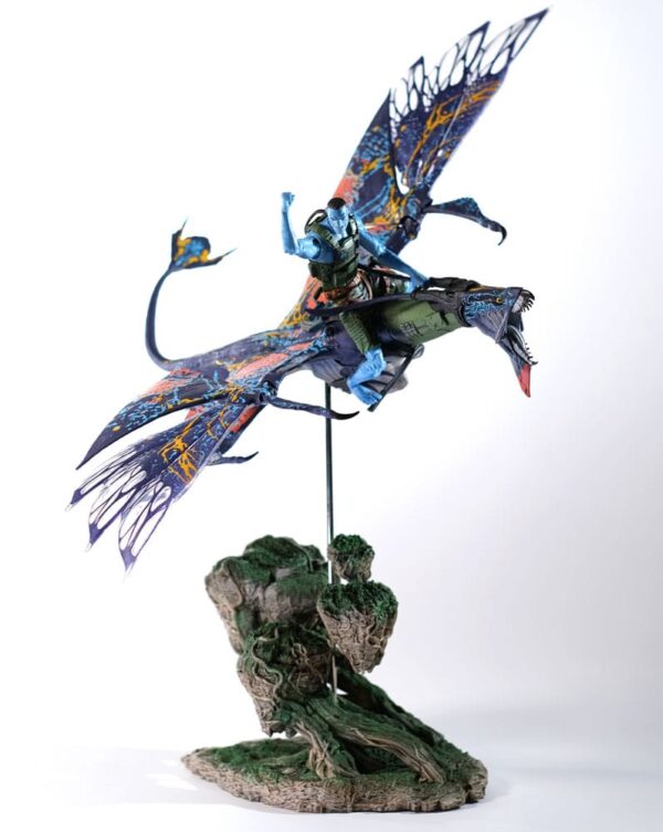 Avatar: The Way of Water Akció Figura Recom Quaritch & RDA Banshee (Gold Label)