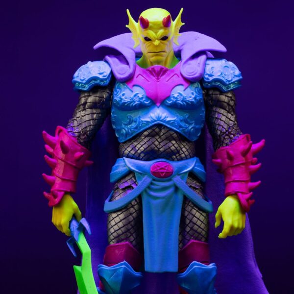 DC Multiverse Akció Figura The Demon (Demon Knights) Black Light Edition (Gold Label) 18 cm