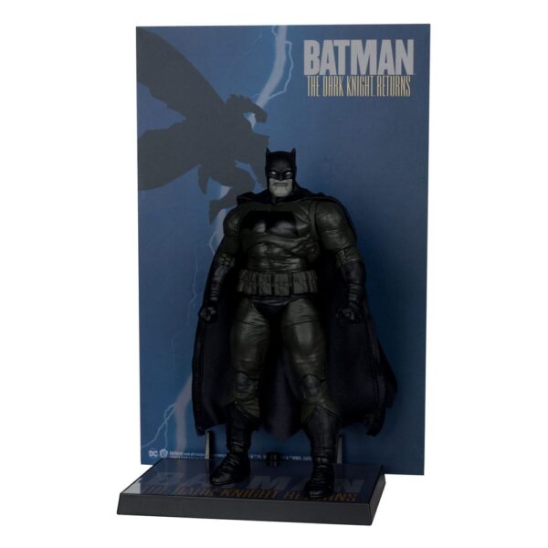 DC Multiverse McFarlane Cover Recreations Akció Figura Batman (Batman: The Dark Knight Returns #1) (Gold Label) 18 cm