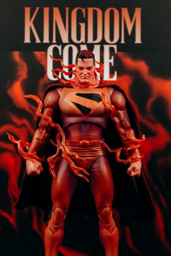 DC Multiverse McFarlane Cover Recreations Akció Figura Superman (Kingdom Come) (Gold Label) 18 cm