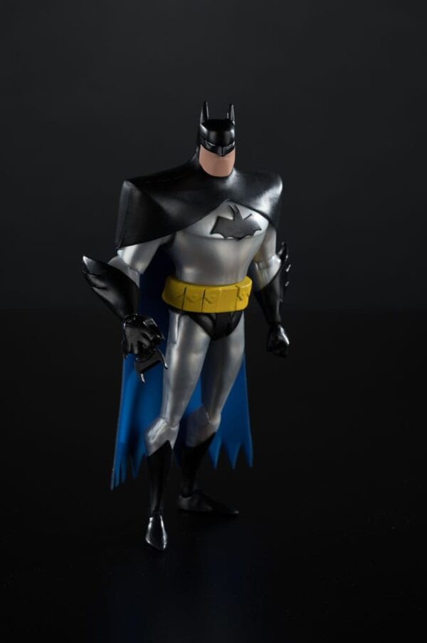 The New Batman Adventure DC Direct 1/6 Akció Figura Batman (Silver) 15 cm
