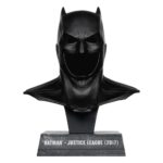 Batman DC Direct Mini Replika 1/3 Batman Cowl (Justice League Tactical Suit) 19 cm