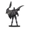 DC Direct  Szobor Batman Black & White Batman (by Jorge Jimenez) 27 cm