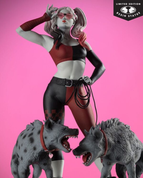 DC Direct Harley Quinn: Red, White & Black Szobor 1/10 Harley Quinn by Jenny Frison 19 cm