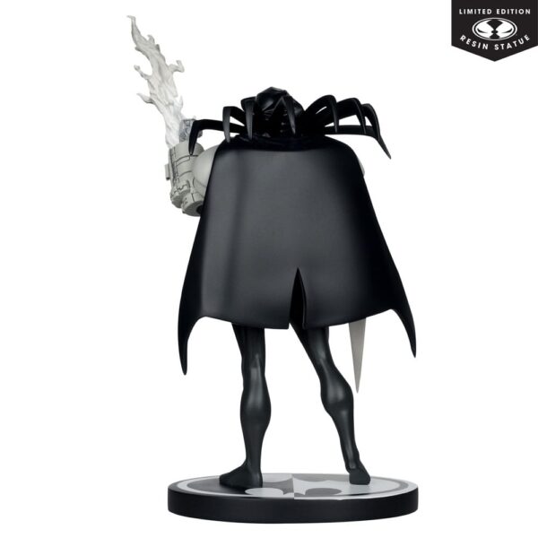 DC Direct Batman: Black & White Szobor 1/10 Azrael by Joe Quesada 21 cm