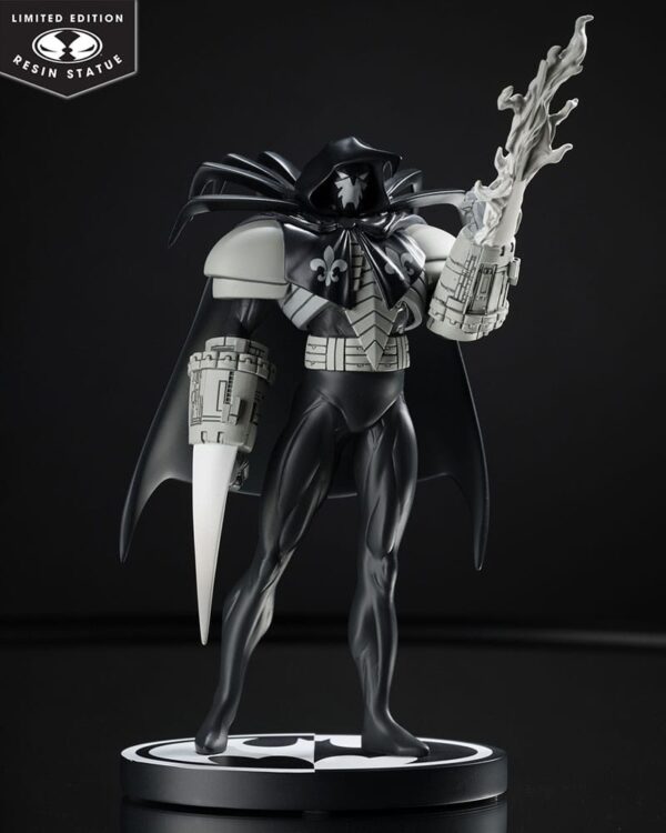 DC Direct Batman: Black & White Szobor 1/10 Azrael by Joe Quesada 21 cm