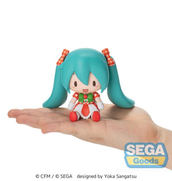 Character Vocal Series 01: Hatsune Miku Fuwa Petit Chibi Figura Hatsune Miku x Love and Berry Dress Up and Dance! Lovely Strawberry 8 cm