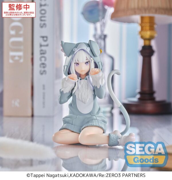 Re:Zero Starting Life in Another World Yumemirize PVC Szobor Emilia Mofumofu Pack 11 cm