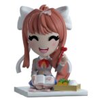 Doki Doki Literature Club! Vinyl Figura Picnic Monika 11 cm
